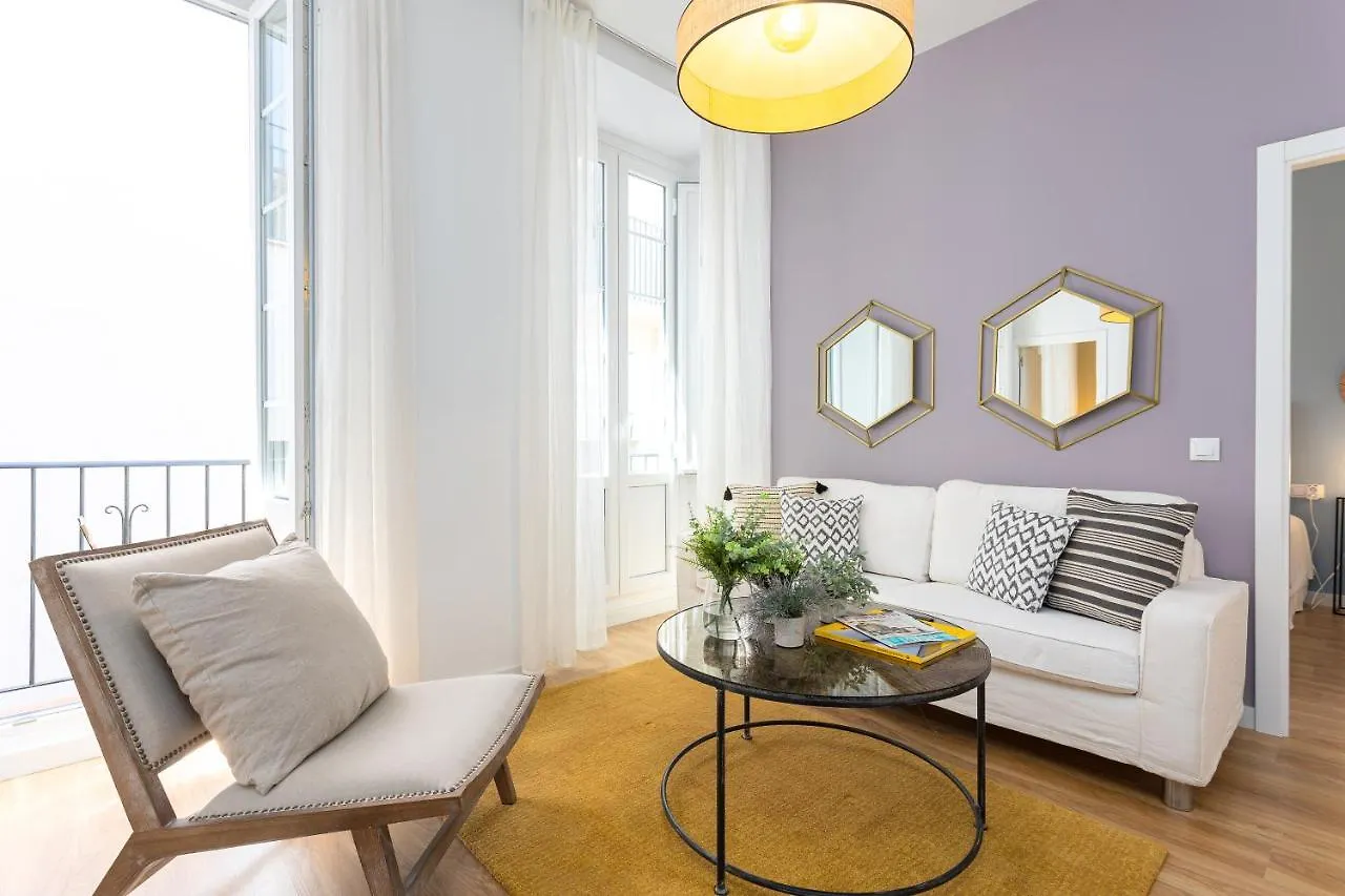 Pleasant Apartment In Malaga Center 2º